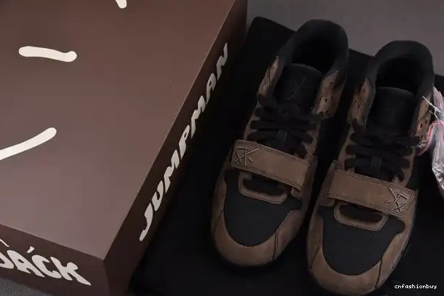 Jumpman FZ8117-204 TR Scott Travis Jordan x Jack 0426